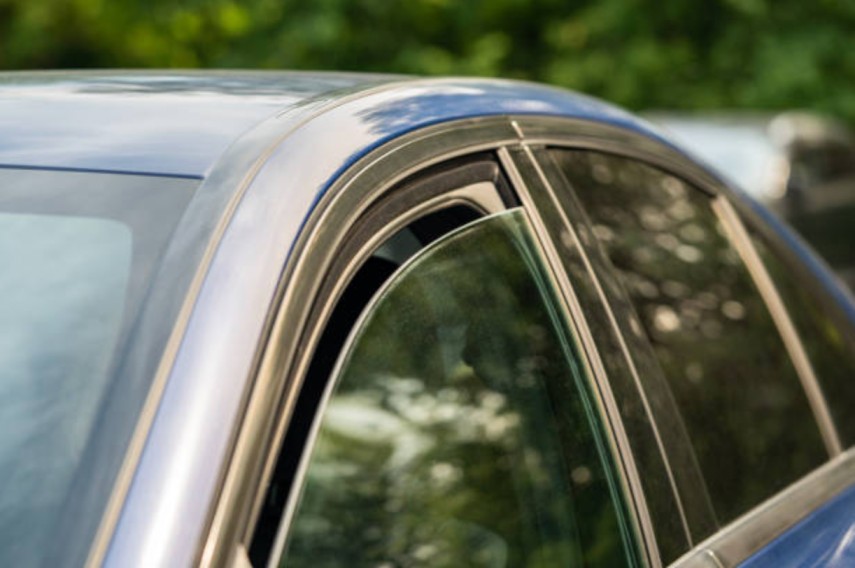 Windshield Protection Film: Why It’s Essential for Long-Term Car Care