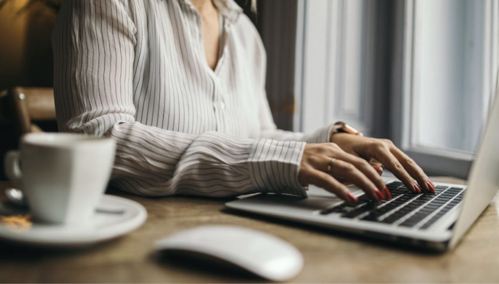 The Real ROI of Hiring a Virtual Administrative Assistant